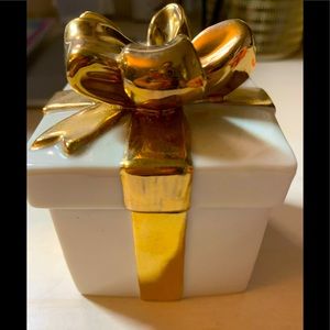 Mikasa porcelain box